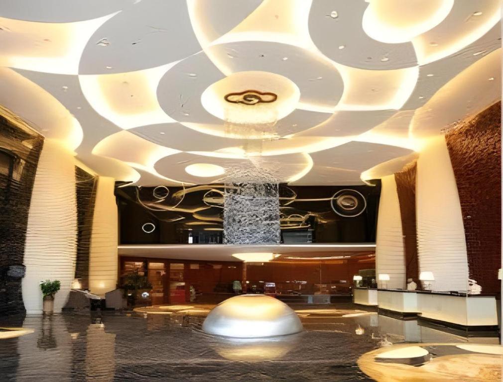 Ramada Plaza Huizhou East Hotel Exterior foto